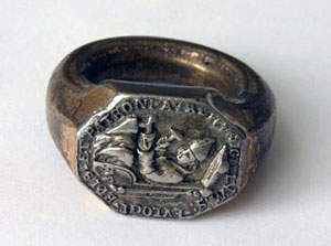 Pierscien obeslanie cechu zlotnikow krakowskich Pierscien obeslanie cechu zlotnikow krakowskich